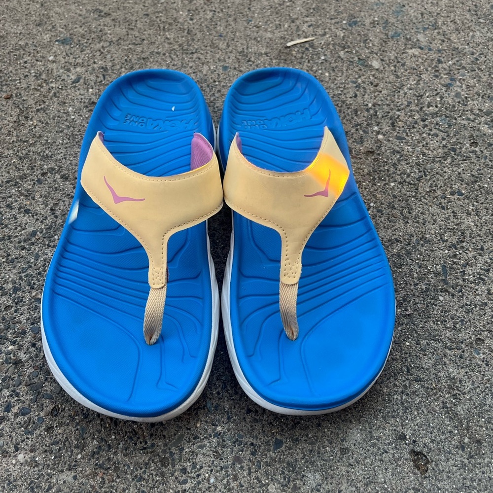 Hoka Sandals Unisex size 11 Women